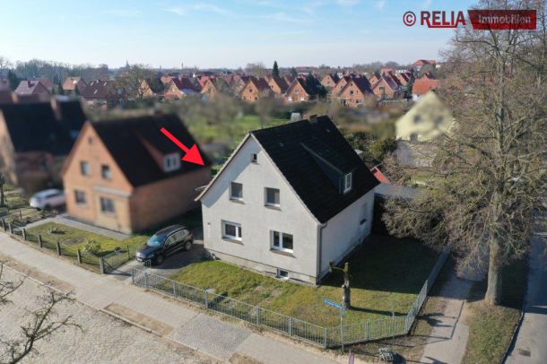 18273 Güstrow - Einfamilienhaus in Dettmannsdorf