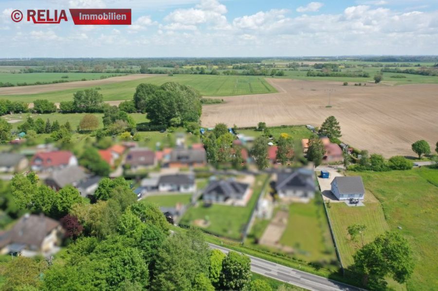 18249 Tarnow - Modernes Traumhaus für die ganze Familie – Baujahr 2024
